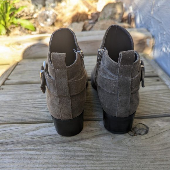 Marc Fisher Suede Buckle Ankle Boots/Booties Women's Size 6 - Picture 3 of 6